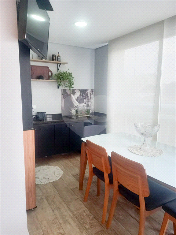 APARTAMENTO em SANTANA
