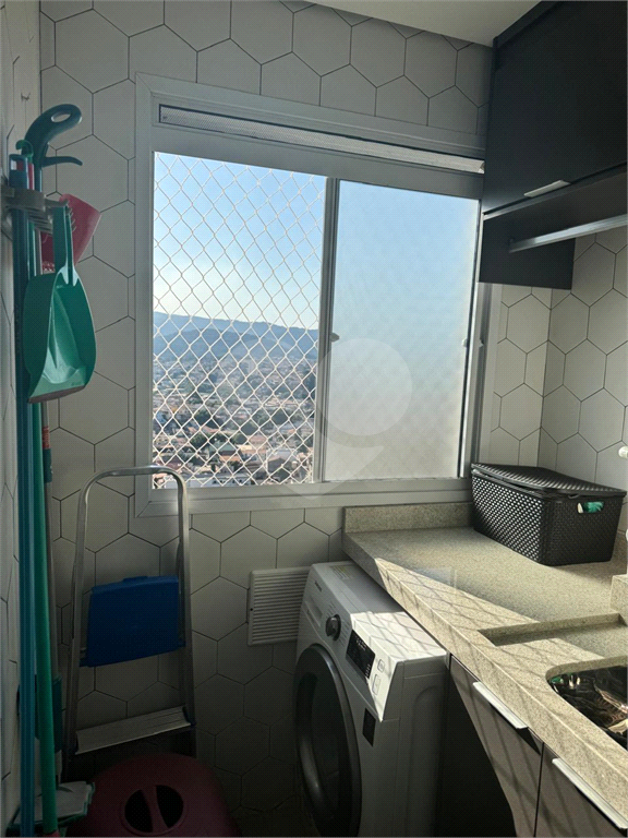 Apartamento à venda no Parque Vitória – Mobiliado, seminovo e pronto para morar