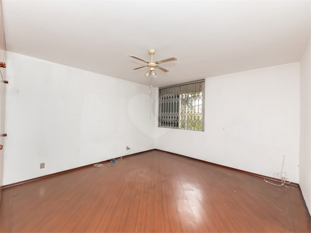 Casa à Venda | 124 m² | 4 Dormitórios | 2 Vagas de Garagem na Casa Verde . 