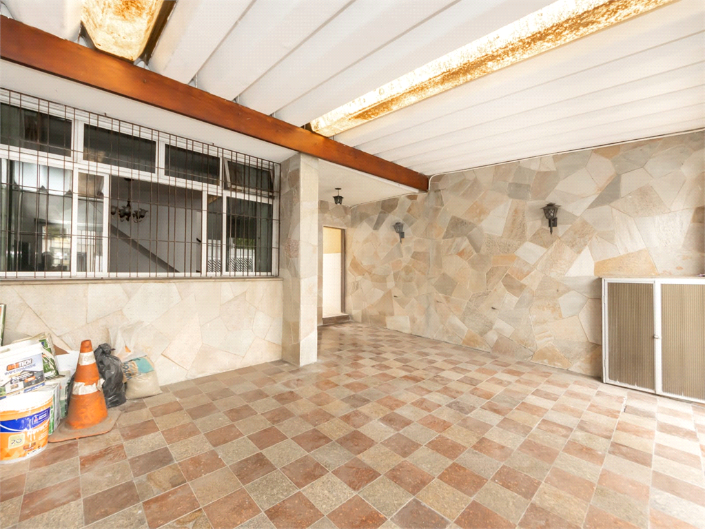 Casa à Venda | 124 m² | 4 Dormitórios | 2 Vagas de Garagem na Casa Verde . 
