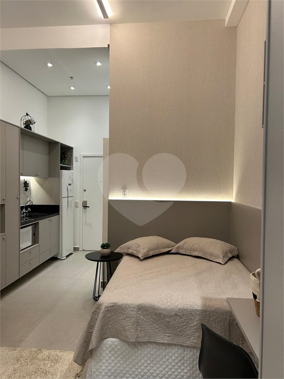 Studio. Nunca Habitado. Decorado e Mobiliado