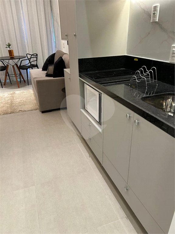 Studio. Nunca Habitado. Decorado e Mobiliado