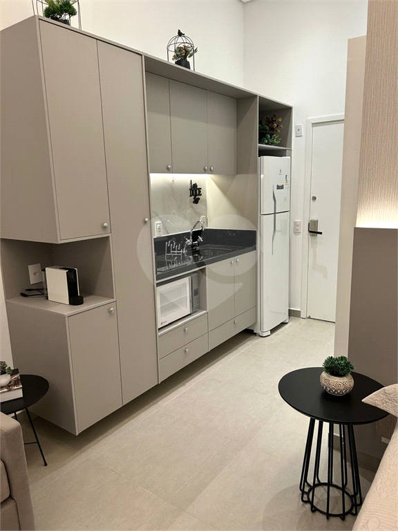 Studio. Nunca Habitado. Decorado e Mobiliado