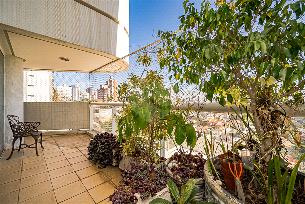 APARTAMENTO em PERDIZES