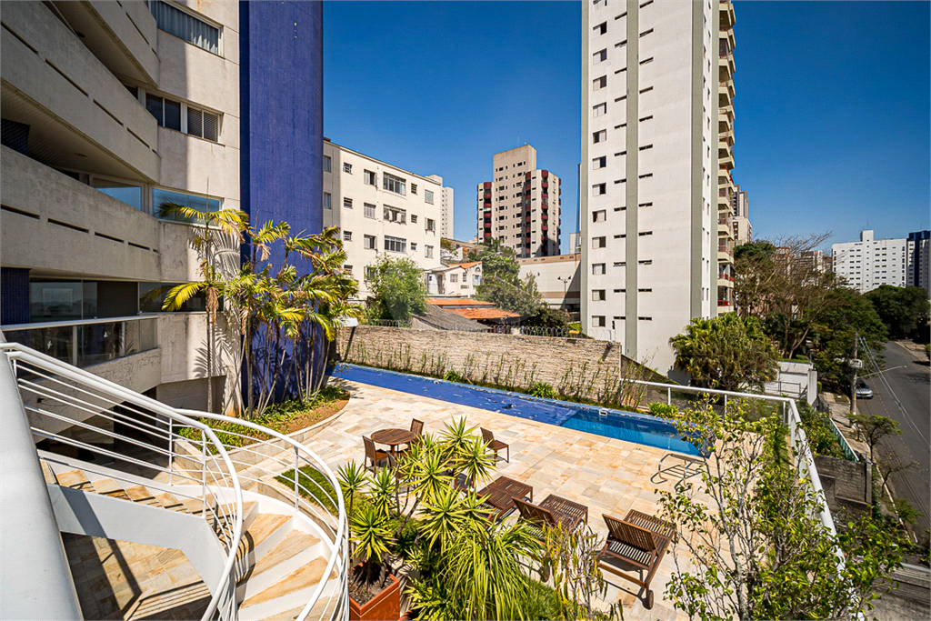 APARTAMENTO em PERDIZES