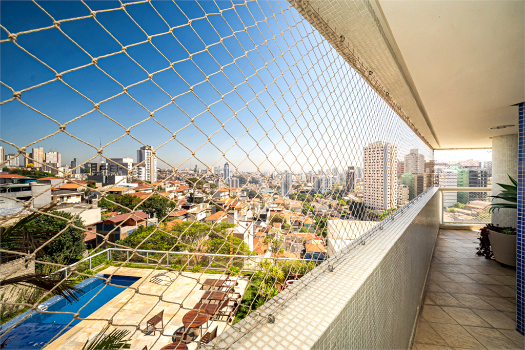 APARTAMENTO em PERDIZES