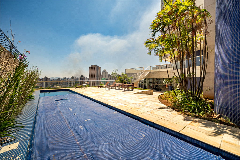 APARTAMENTO em PERDIZES