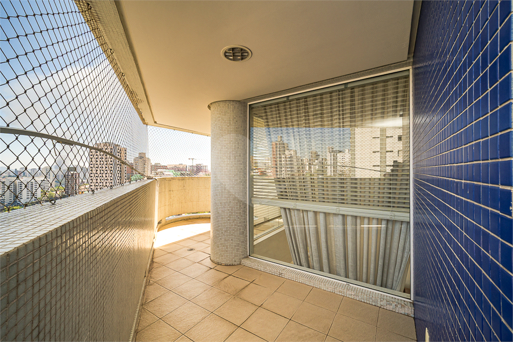 APARTAMENTO em PERDIZES