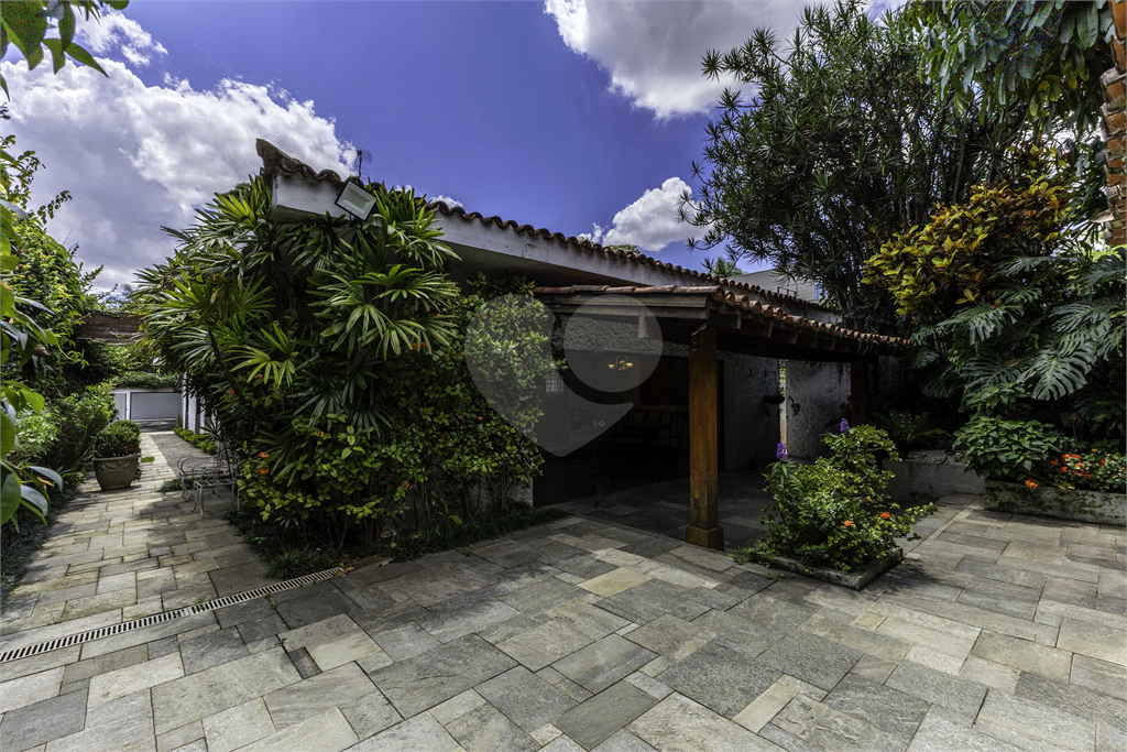 CASA TÉRREA À VENDA ALTO DE PINHEIROS