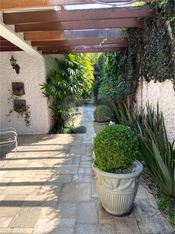 CASA TÉRREA À VENDA ALTO DE PINHEIROS