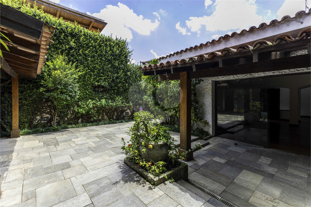 CASA TÉRREA À VENDA ALTO DE PINHEIROS