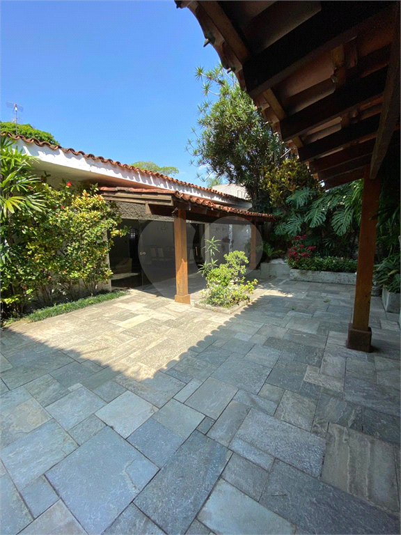 CASA TÉRREA À VENDA ALTO DE PINHEIROS