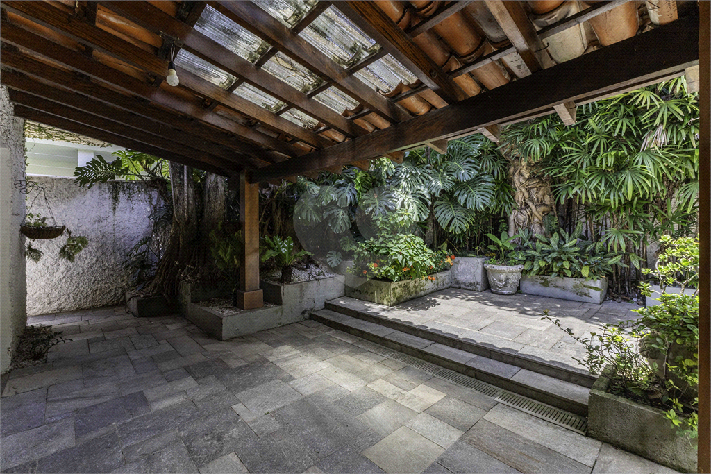 CASA TÉRREA À VENDA ALTO DE PINHEIROS