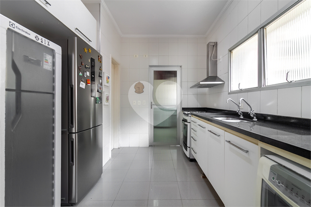 Apartamento sofisticado próximo ao Club Athletico Paulistano – Jardim América