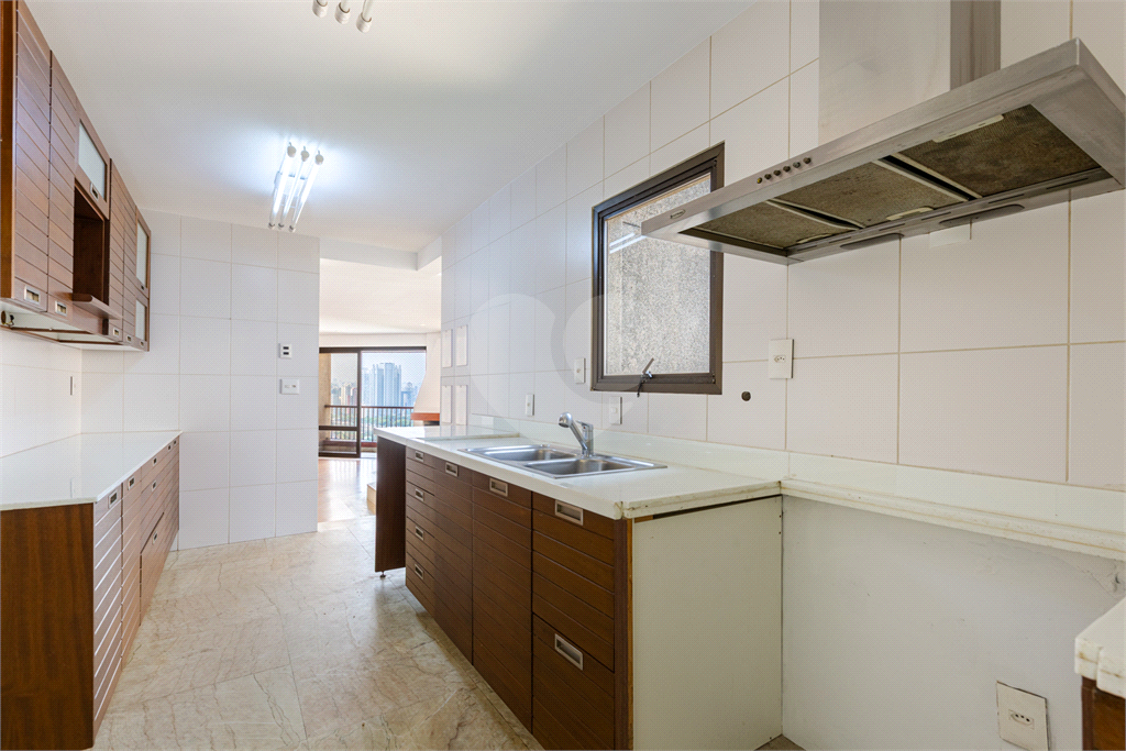 Excelente Apartamento no Real Parque!
