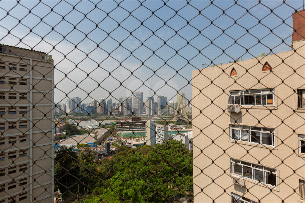 Excelente Apartamento no Real Parque!