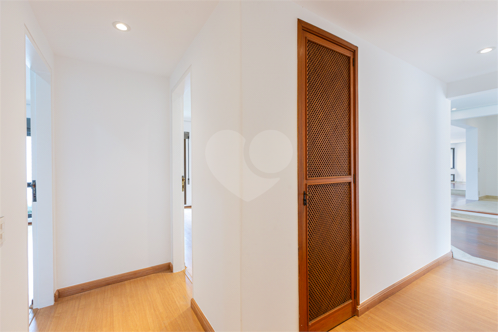 Excelente Apartamento no Real Parque!