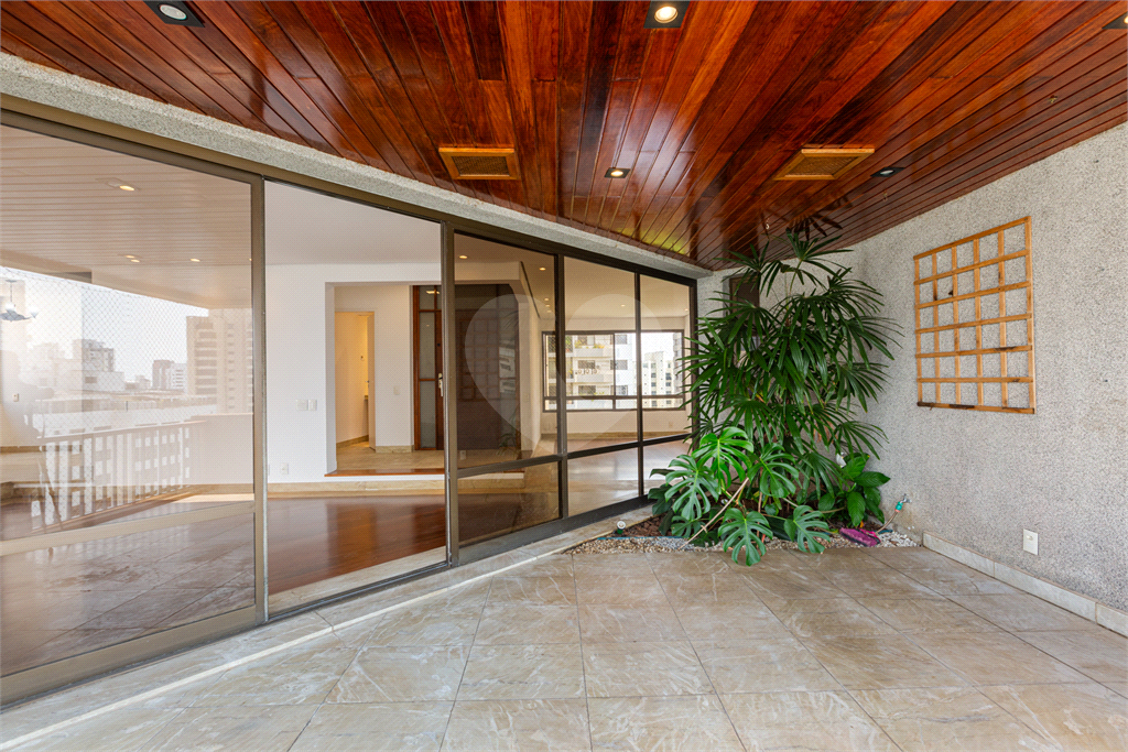 Excelente Apartamento no Real Parque!