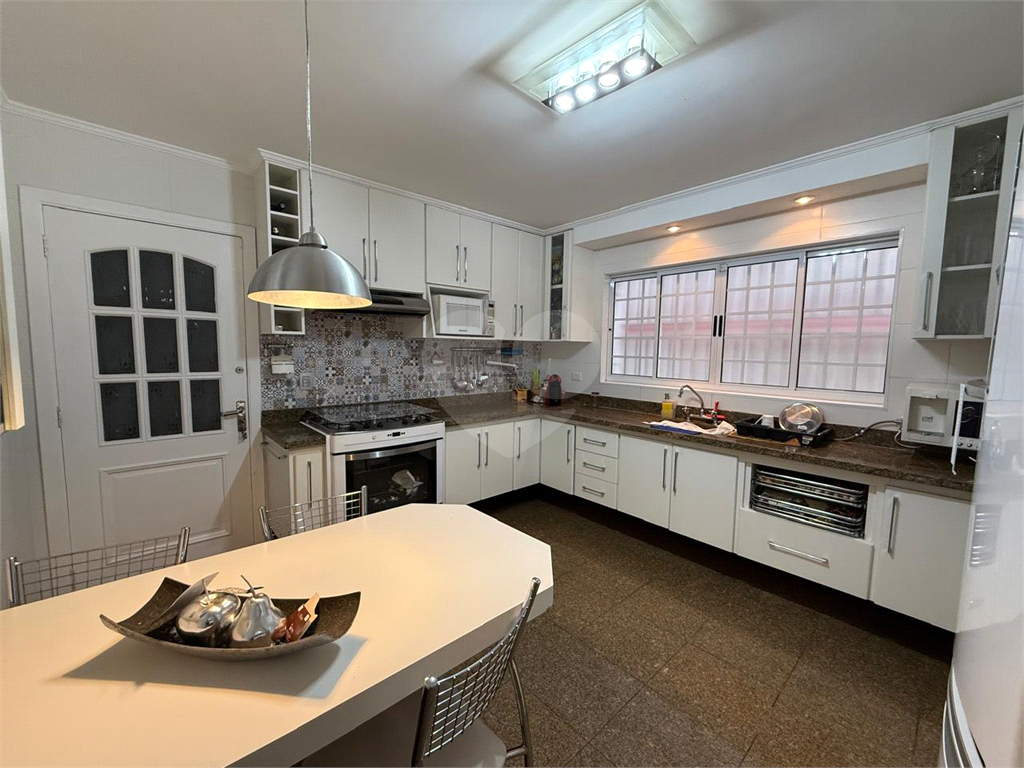 Sobrado à Venda no Jaçanã – 3 Dormitórios, Suíte com Banheira e Espaço Gourmet