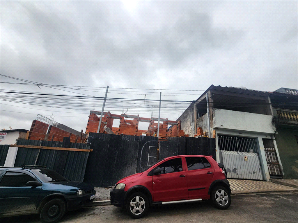 SOBRADOS NOVOS À VENDA - PARQUE VITÓRIA