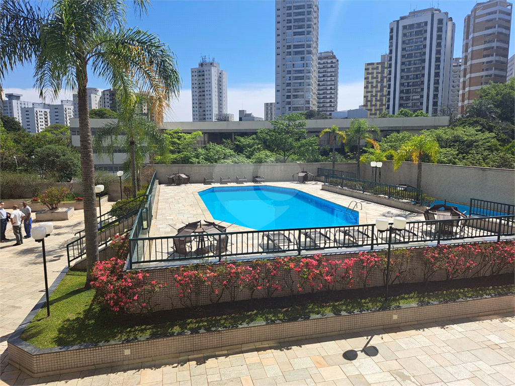 Apartamento para locação | 159 m² | 3 dormitórios | 3 vagas | Alto de Santana 												