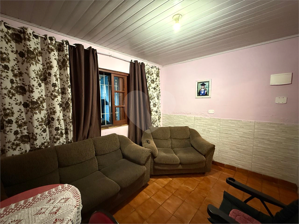 Casa à Venda no Jardim Brasil – 1 Dormitório + Edícula e 2 Vagas de Garagem