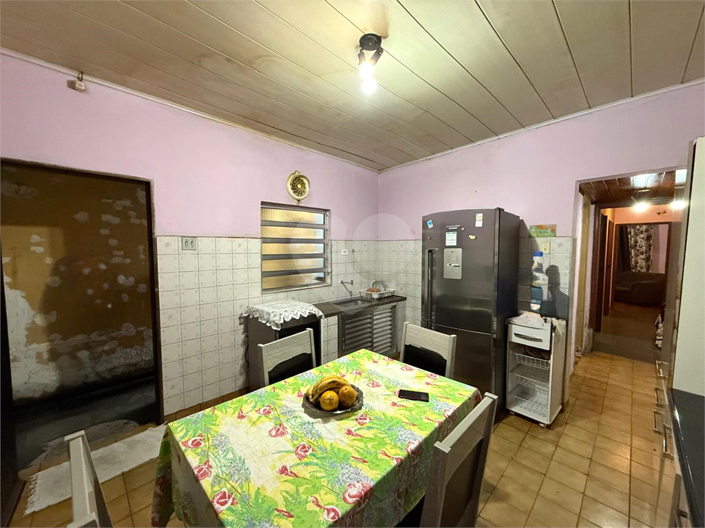 Casa à Venda no Jardim Brasil – 1 Dormitório + Edícula e 2 Vagas de Garagem