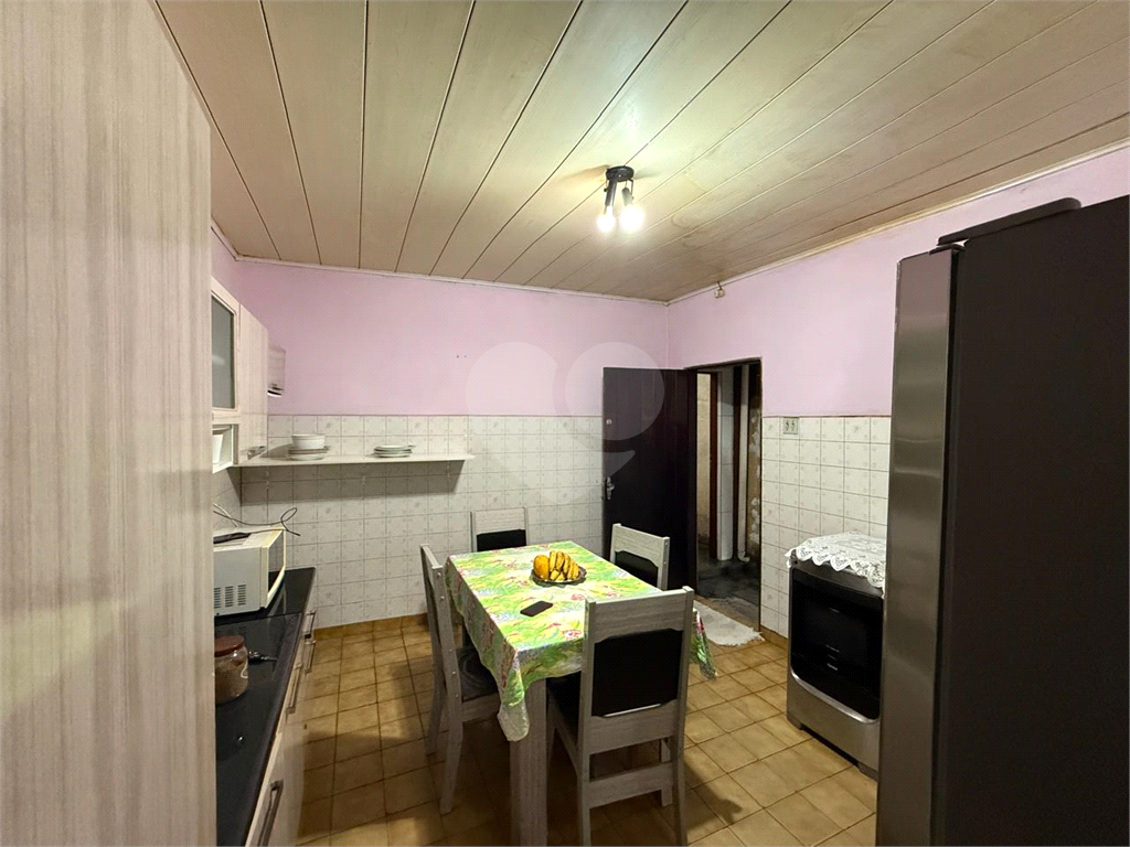Casa à Venda no Jardim Brasil – 1 Dormitório + Edícula e 2 Vagas de Garagem