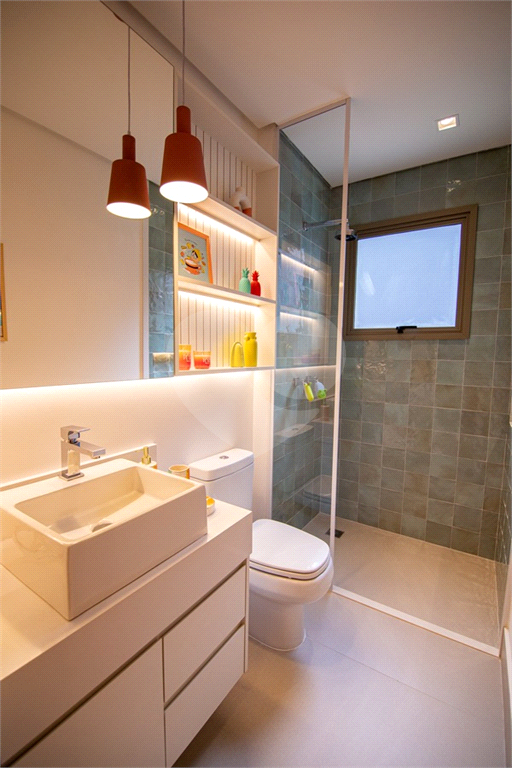 APARTAMENTO em VILA ROMANA