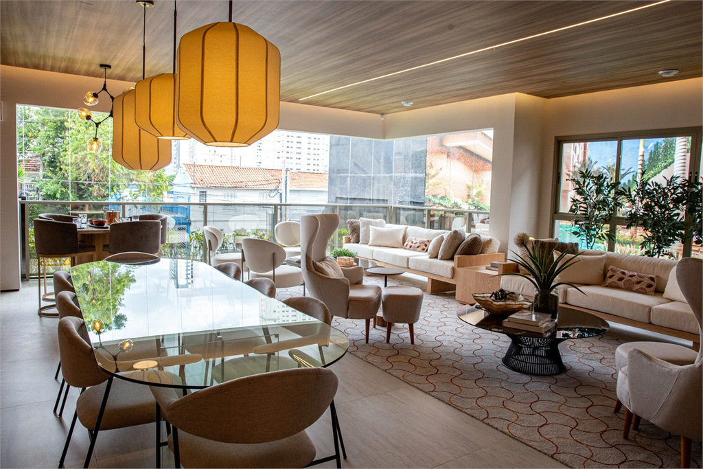 APARTAMENTO em VILA ROMANA