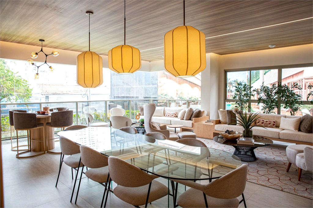 APARTAMENTO em VILA ROMANA