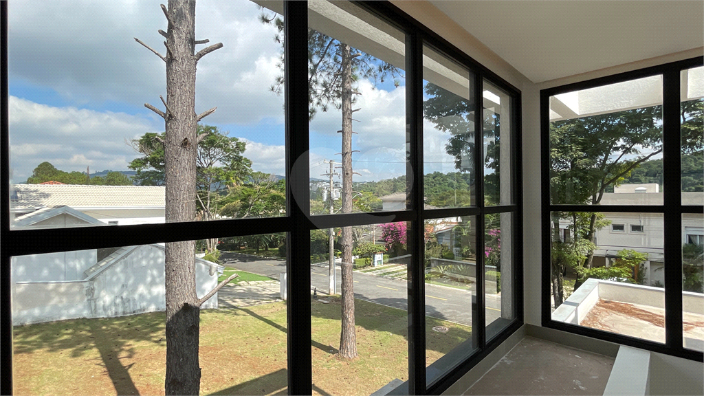 CASA EM CONDOMÍNIO À VENDA EM ALPHAVILLE NO ALPHA 12