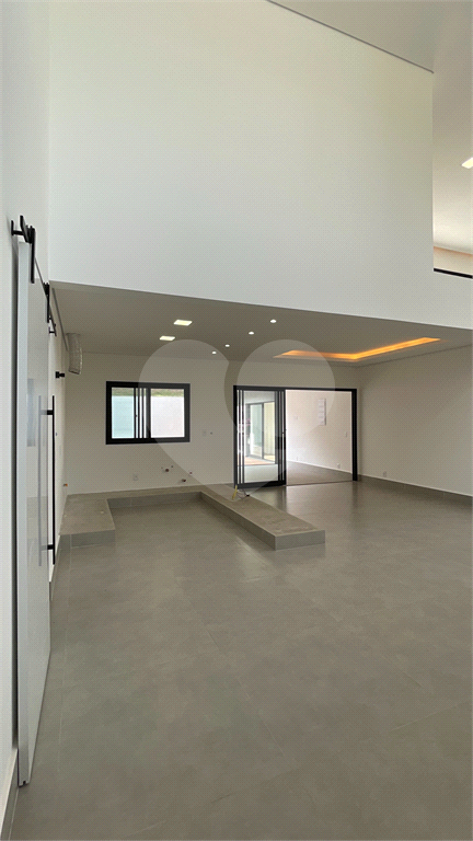 CASA EM CONDOMÍNIO À VENDA EM ALPHAVILLE NO ALPHA 12