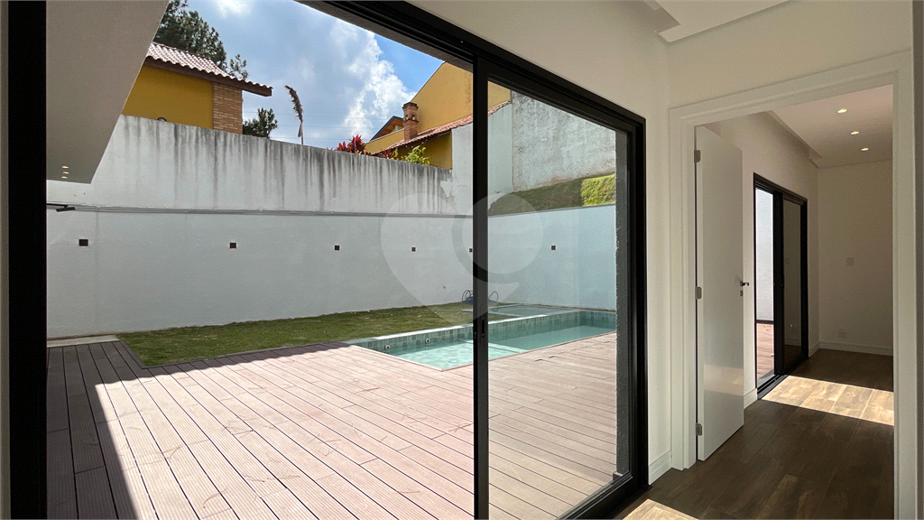 CASA EM CONDOMÍNIO À VENDA EM ALPHAVILLE NO ALPHA 12