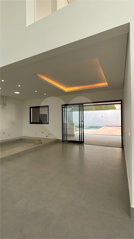 CASA EM CONDOMÍNIO À VENDA EM ALPHAVILLE NO ALPHA 12