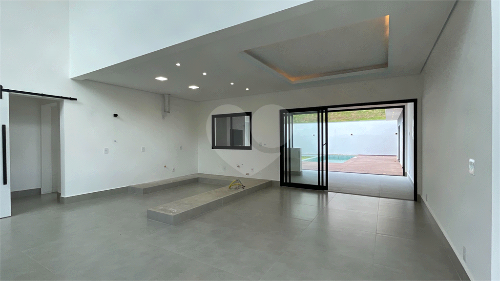 CASA EM CONDOMÍNIO À VENDA EM ALPHAVILLE NO ALPHA 12