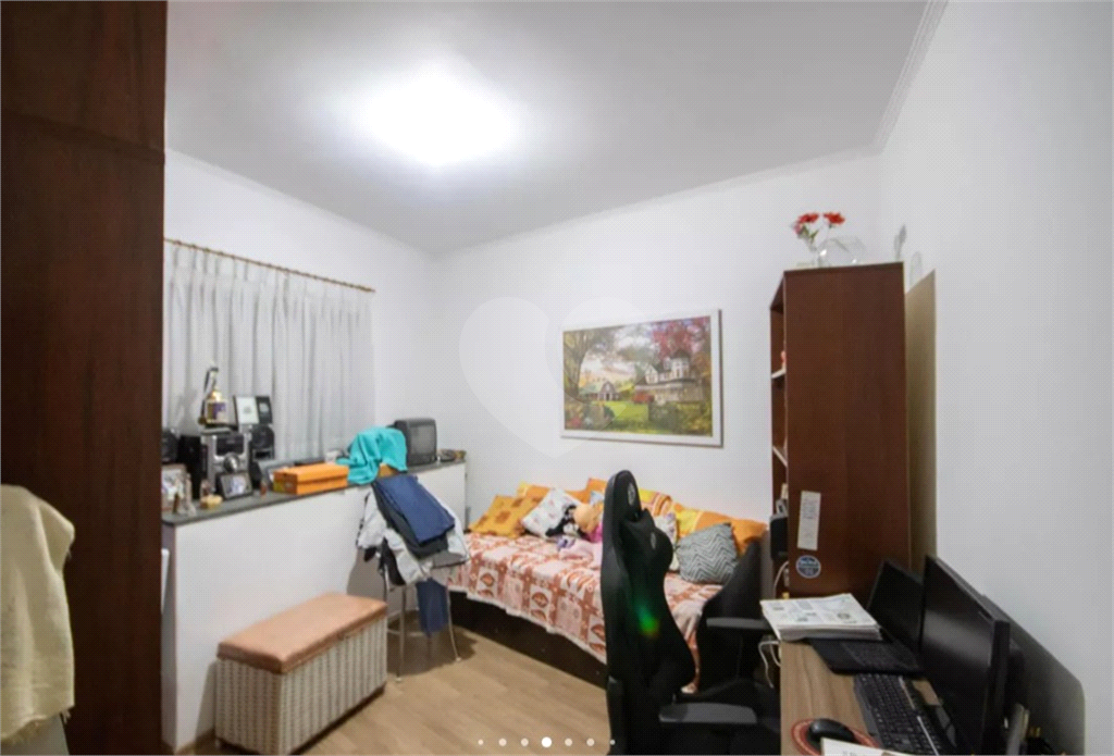 Imovel a venda com area vende e ampla 