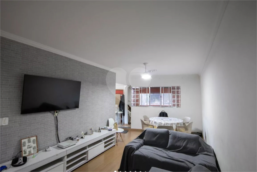 Imovel a venda com area vende e ampla 