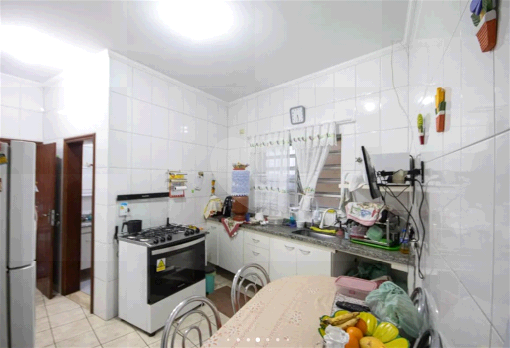 Imovel a venda com area vende e ampla 