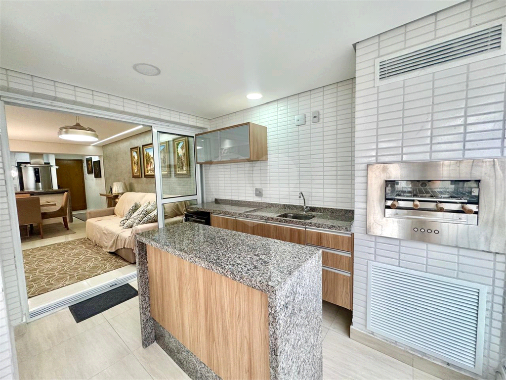 Apartamento a venda na Praia Grande