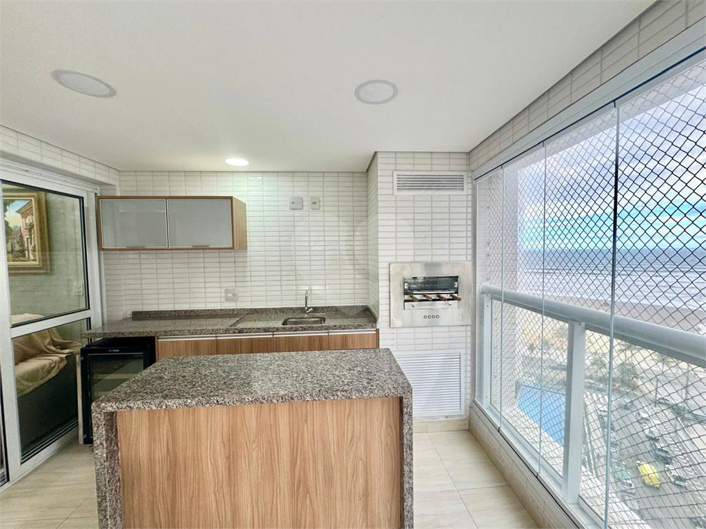 Apartamento a venda na Praia Grande