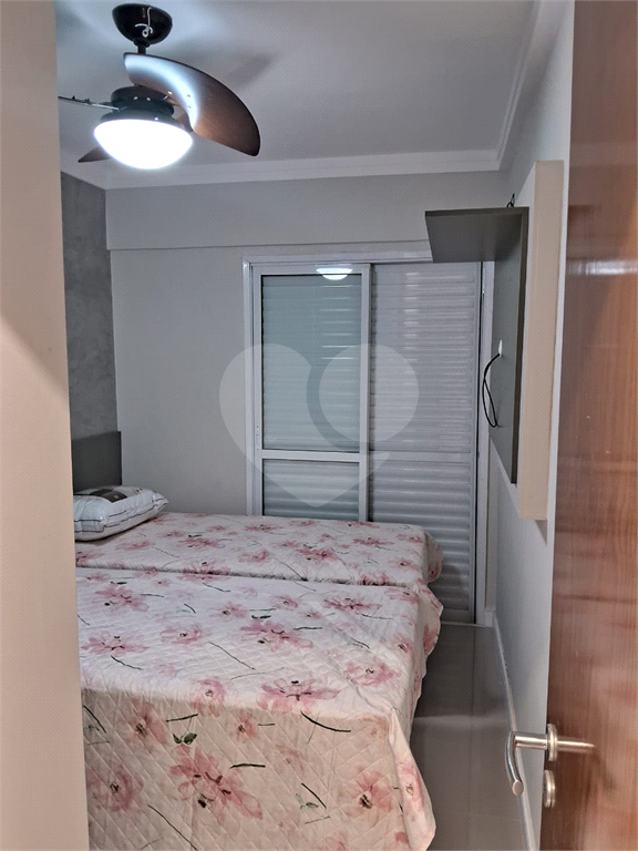 Apartamento a venda na Praia Grande