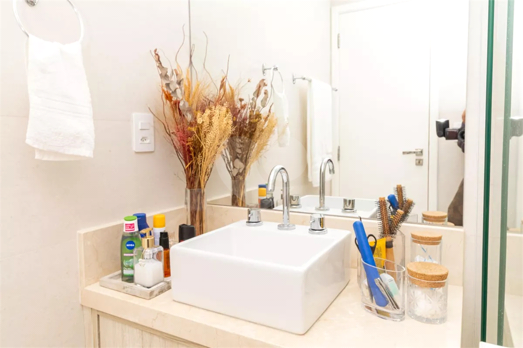 Apartamento Vila Guilherme 3 quartos, sendo 2 suítes, e 2 vagas de garagem 