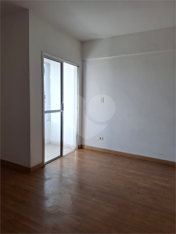 APARTAMENTO em TUCURUVI