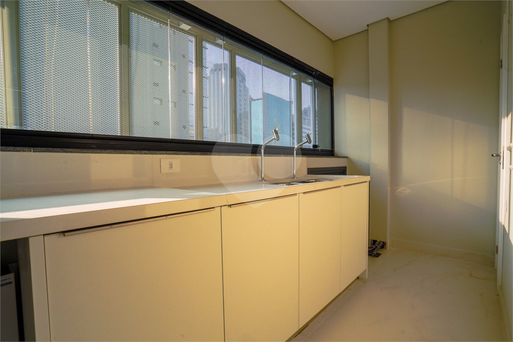 Apartamento 3 suítes à venda – 183 m² – Vila Nova Conceição – São Paulo