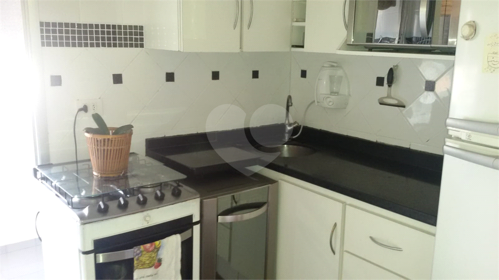 APARTAMENTO em TREMEMBÉ