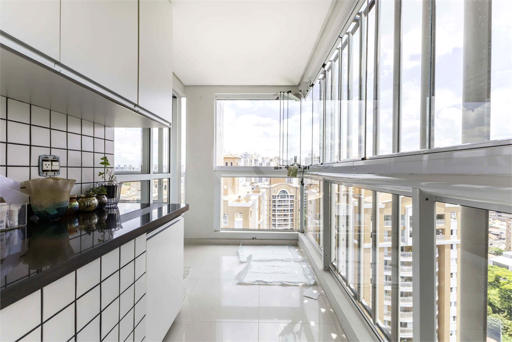 Locação na Vila Leopoldina – 3 suites, andar alto e vista incrível!!