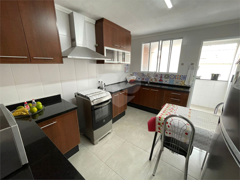 Apartamento na Água Fria – 2 Dormitórios, Cozinha Planejada e Excelente Localização