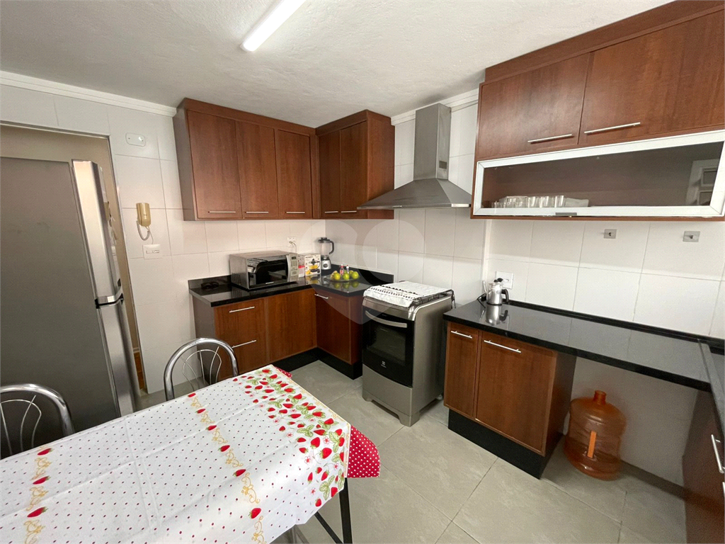 Apartamento na Água Fria – 2 Dormitórios, Cozinha Planejada e Excelente Localização