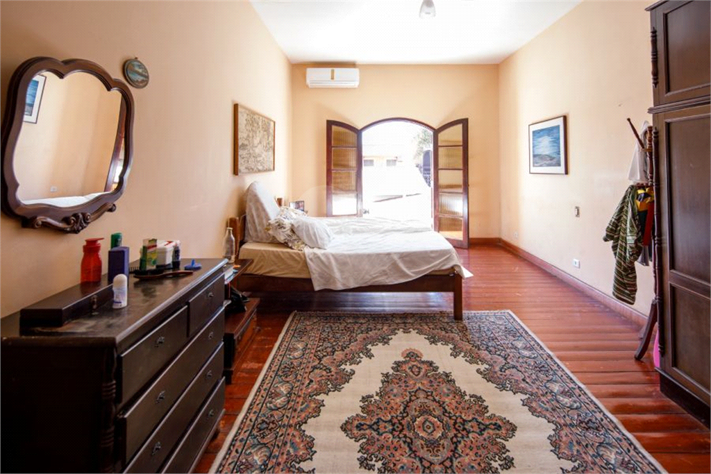 Sobrado à venda | 400 m² | 3 dormitórios (1 suíte) | Piscina | 3 vagas em Suarão – Itanhaém/SP! 